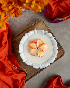 Marble Urli With Hibiscus