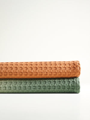 Dip Dye | Cotton Bamboo | Waffle | Bath Towel | Clay Frosted Green