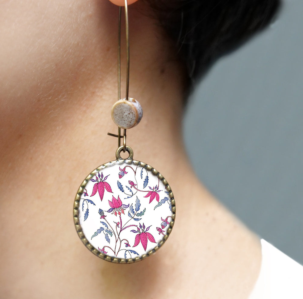 Hoop Earrings with ceramic bead - Pink Chintz