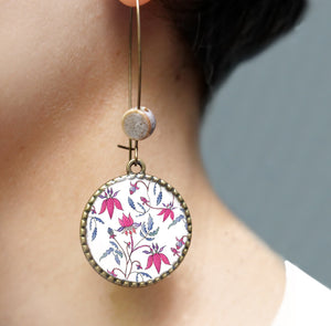 Hoop Earrings with ceramic bead - Pink Chintz