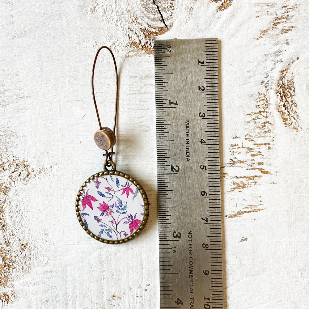 Hoop Earrings with ceramic bead - Pink Chintz