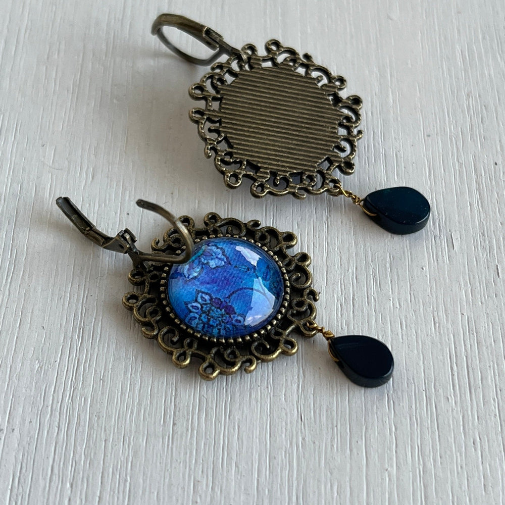 Ornate Dangler - Mughal Blue Flowers