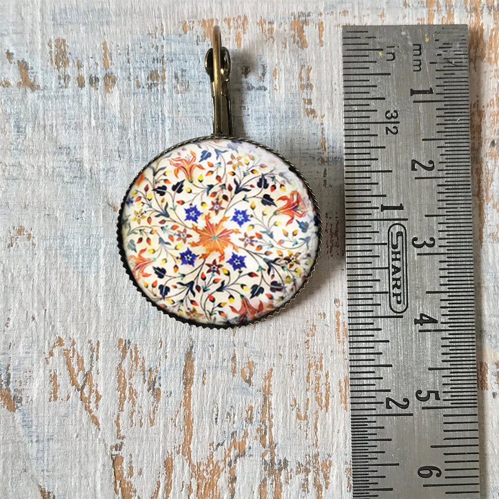 25 mm Round Lever Back - Prachin Kaari Platter, Marble inlay work