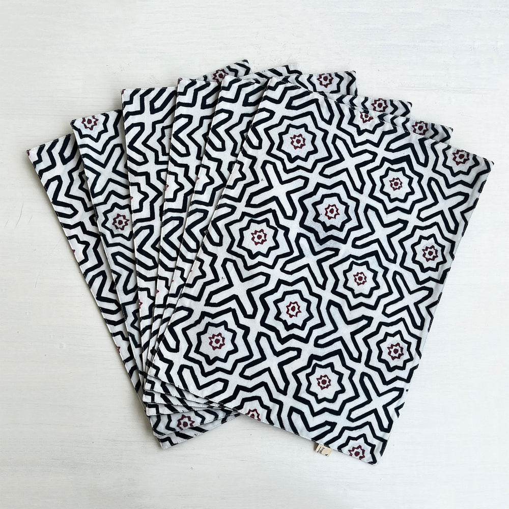 Place Mats - Mandana Black and White