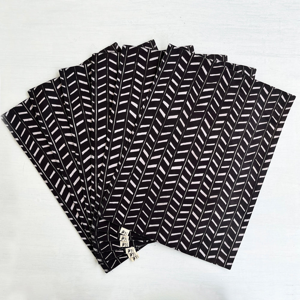 Place Mats - Mandana Black and White