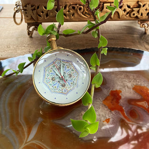 Paper Weight Clock - Amer Fort, Painted Medallion