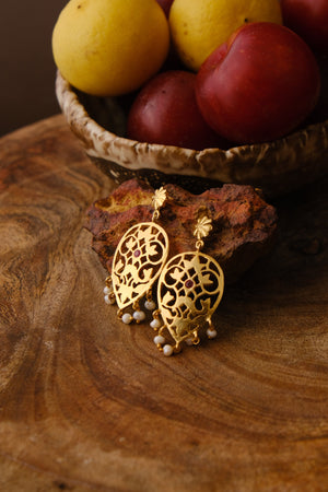 ATRAYEE EARRINGS GOLD