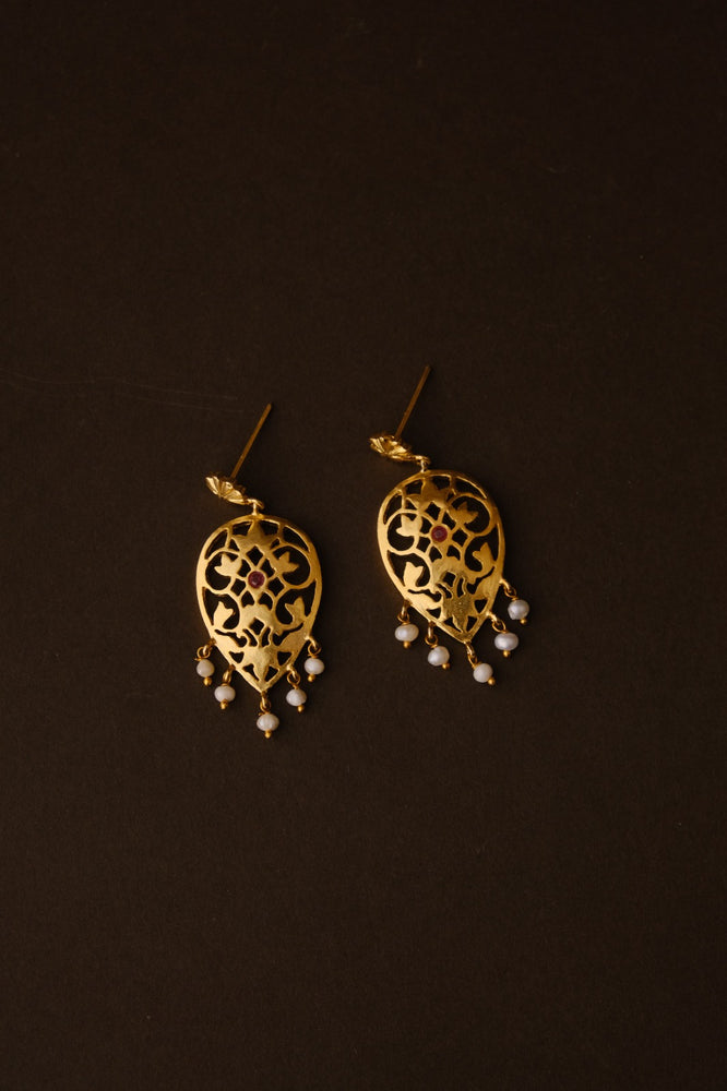 ATRAYEE EARRINGS GOLD