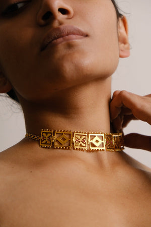 CHARKONA CHOKER