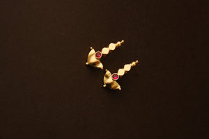 KAANTHI EARRINGS