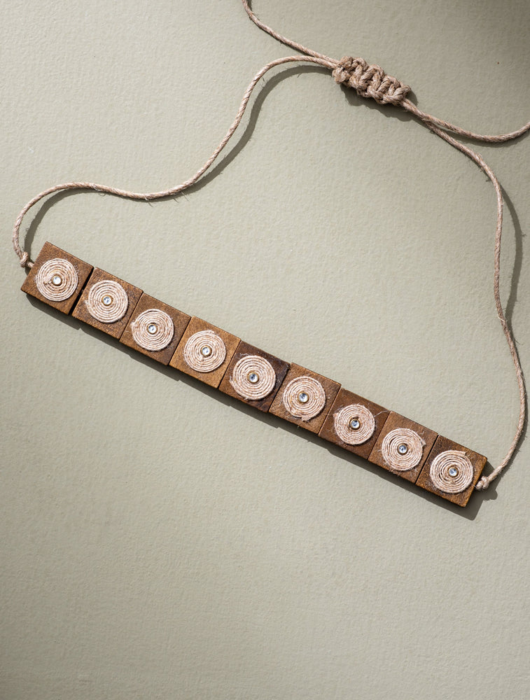 Square Wooden Block Jute Choker