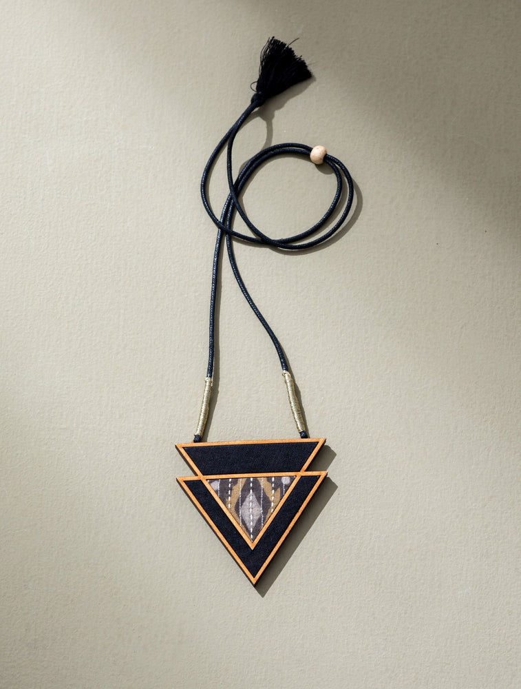 Brown Triangular Necklace