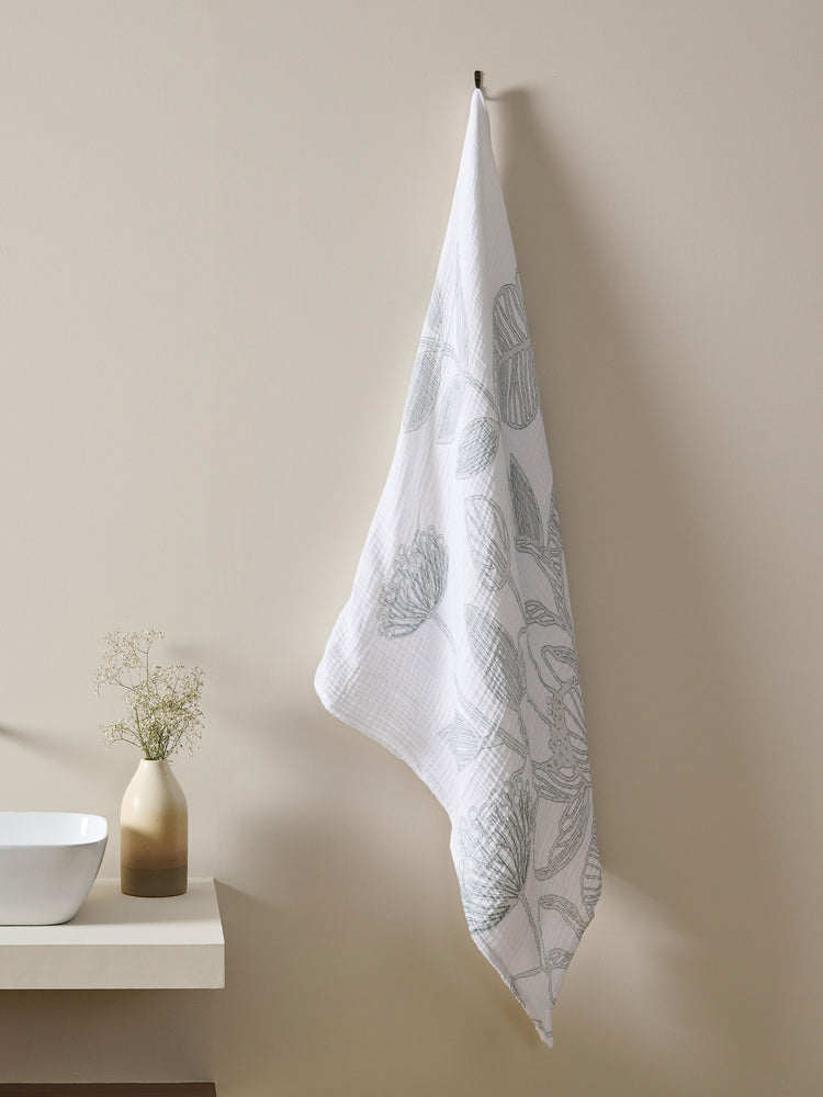 Vine Bloom | Cotton Gauze | XL Bath Towel |Tinsel