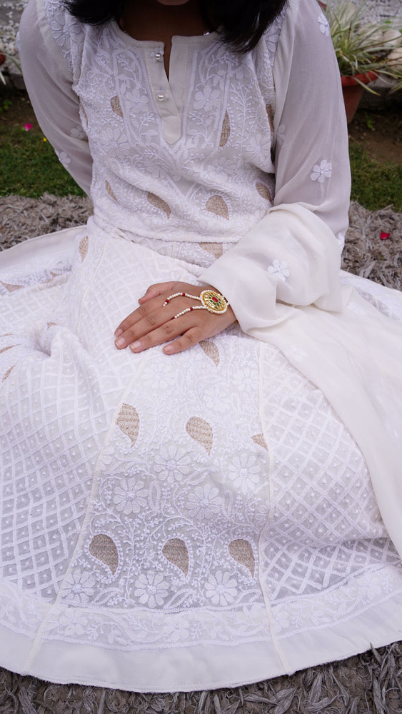 Exquisite Hand Embroidered Full Jaal Chikankari Lehenga.