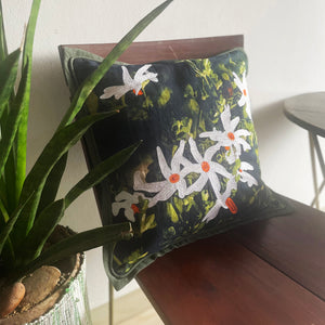
                
                    Load image into Gallery viewer, Parijata Linen Cushion Cover
                
            