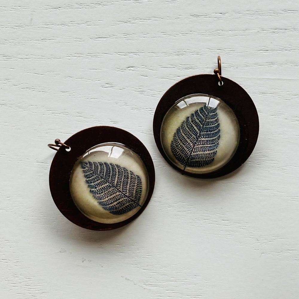 Round Copper Earrings with Glass - Patachitra Tree