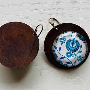 Round Copper Earrings with Glass - Chintz