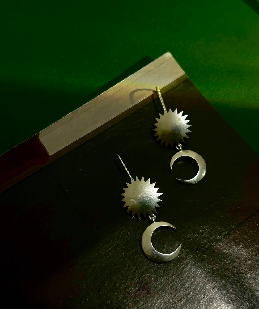 SUN & MOON HOOK EARRING