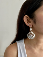 NOOR HOOK SILVER EARRING