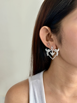 DHONU PASA EARRINGS