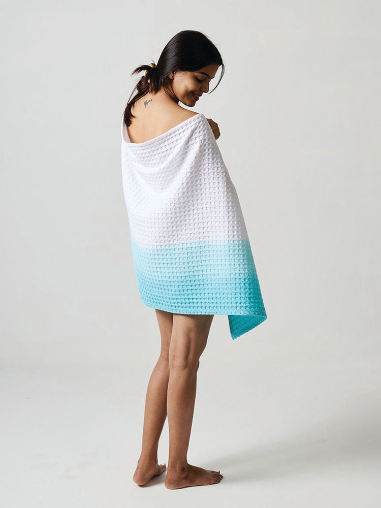 Dip Dye | Cotton | Waffle | Bath Towel | White aqua