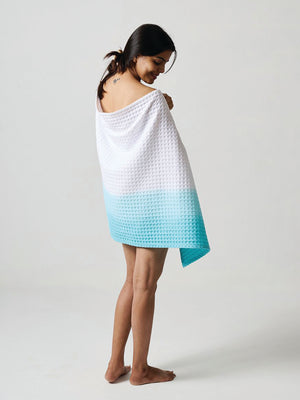 Dip Dye | Cotton | Waffle | Bath Towel | White aqua