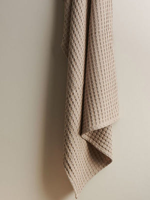 Beehive | Cotton Bamboo | Waffle | Bath Towel | Clay