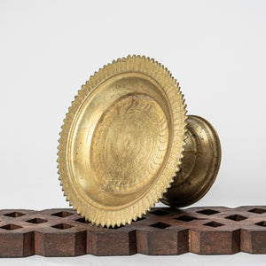 
                
                    Load image into Gallery viewer, Vintage Brass Pedestal
                
            