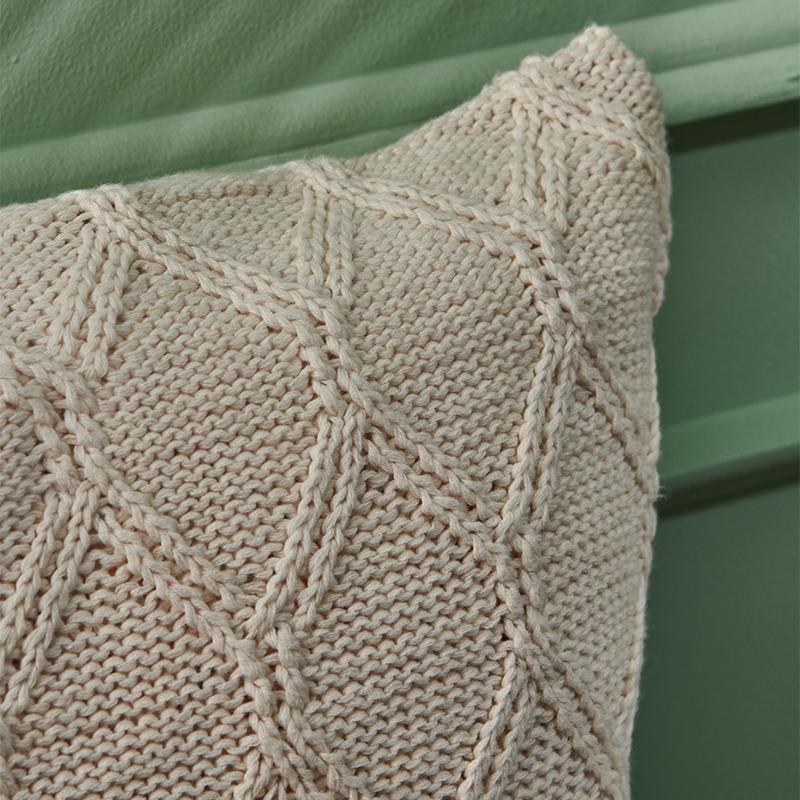 
                
                    Load image into Gallery viewer, Wispy White Knit Cushions
                
            