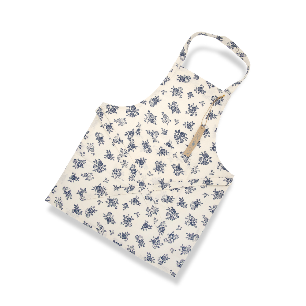
                
                    Load image into Gallery viewer, Apron-English Rose-Cream
                
            