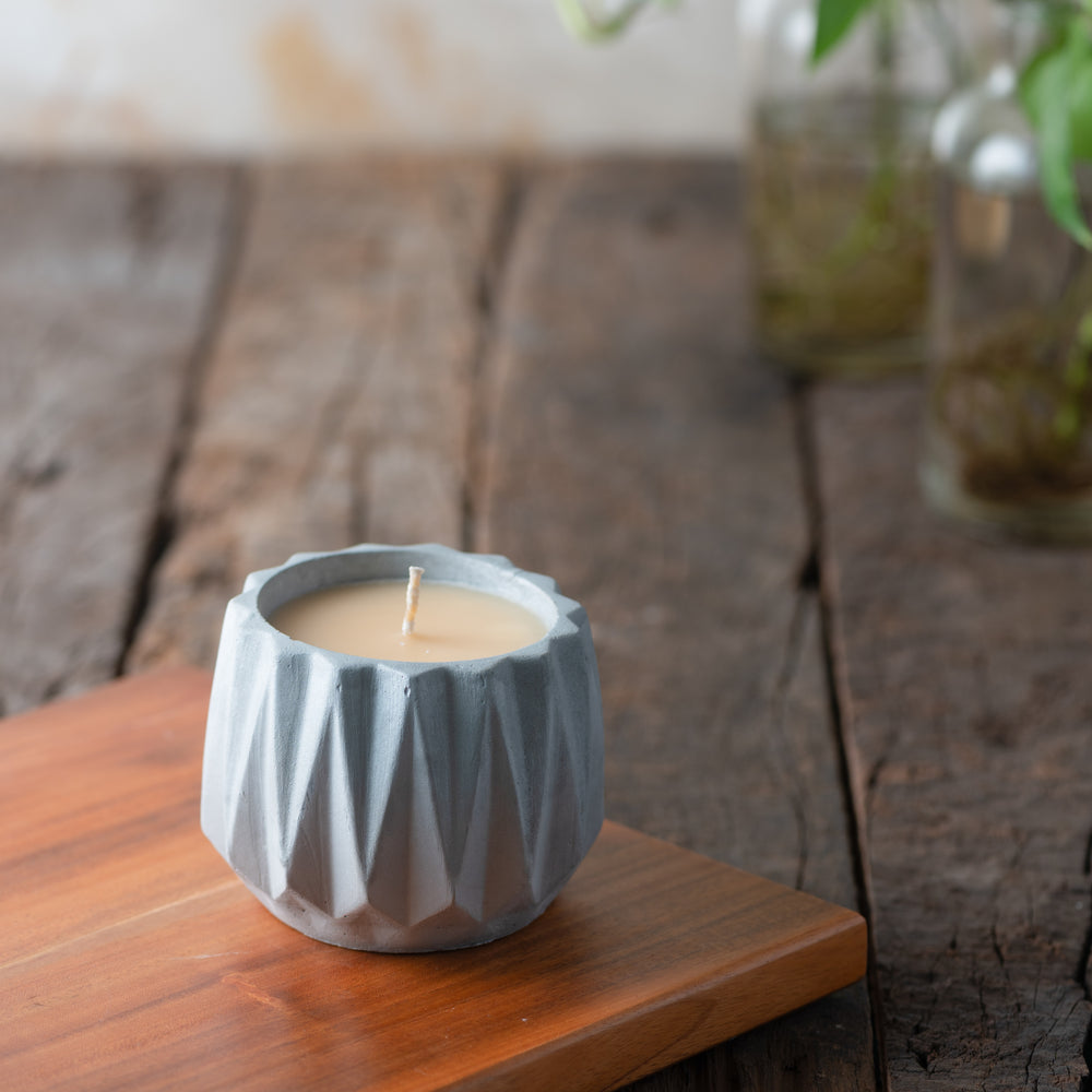 Handcrafted Concrete Candle (Grey)