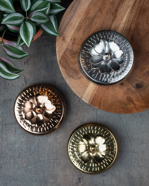 
                
                    Load image into Gallery viewer, Triple-Wicked Lotus Urli Candle - Rose Gold
                
            