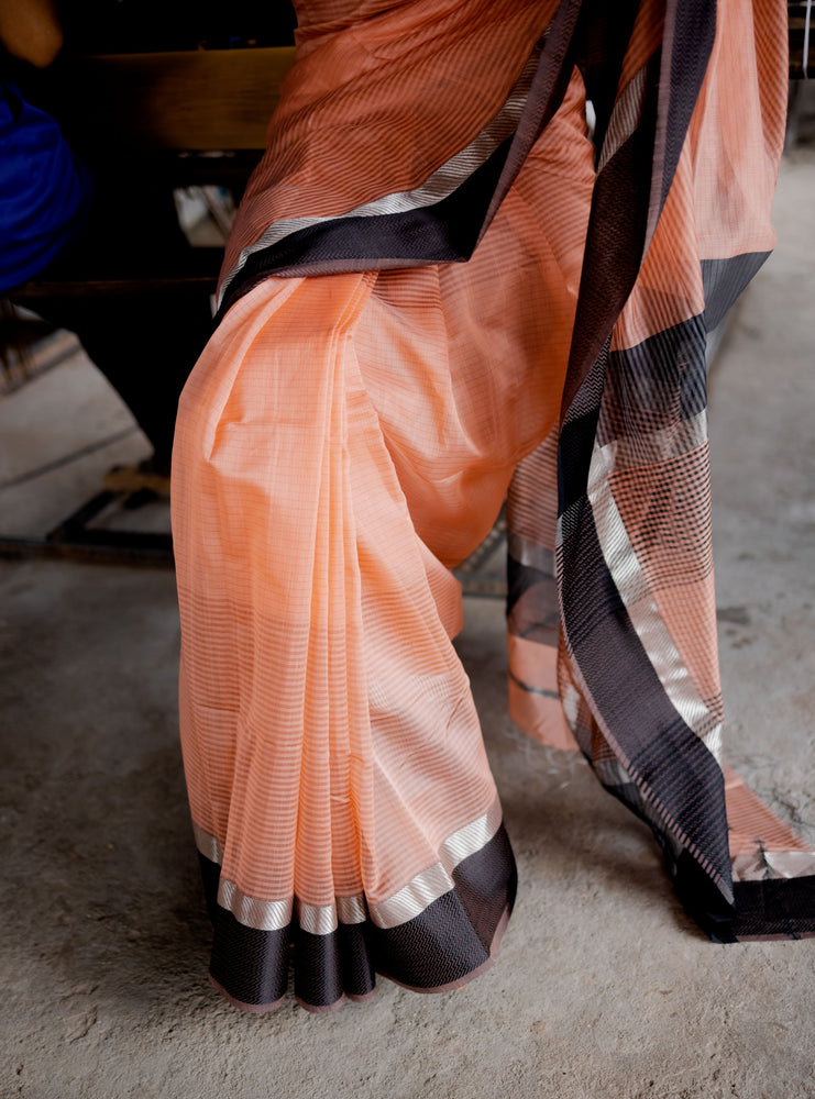 Tattvam Peach Silk Cotton Maheshwari Handloom Saree