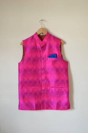 
                
                    Load image into Gallery viewer, Indian Jacket - Magenta Wash (Raw Silk Ikat)
                
            
