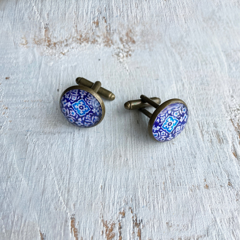 
                
                    Load image into Gallery viewer, Cuff Links - Blue Pottery
                
            