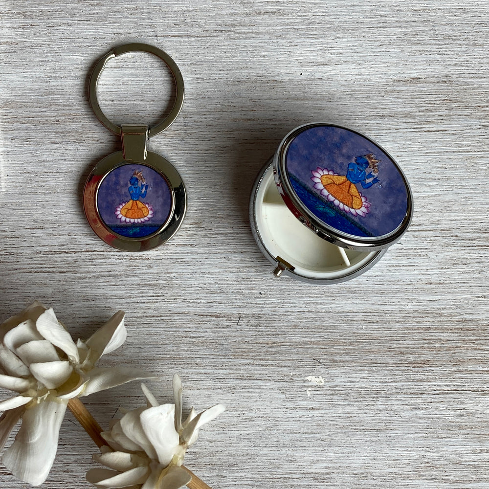 
                
                    Load image into Gallery viewer, Gift Pack – Pill Box And Key Ring - Krishna
                
            