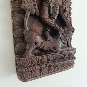 Handcrafted Darpana Sundari on a Yaali