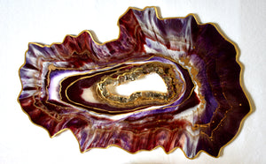 
                
                    Load image into Gallery viewer, Geode Resin Platter - Maroon / Purple
                
            