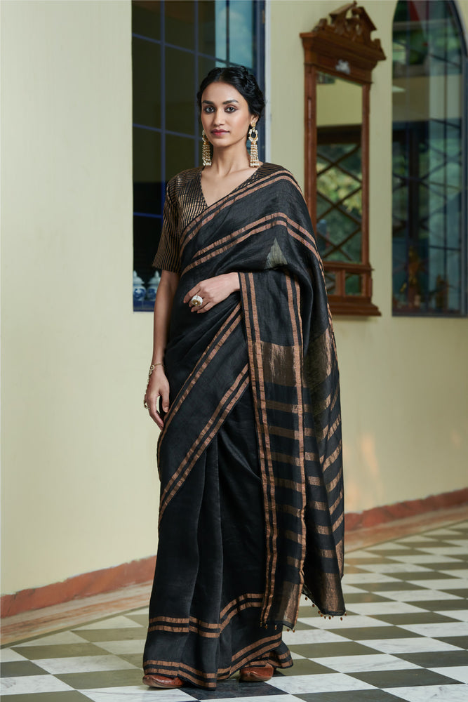 Kaala Khatta Saree