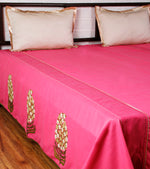 Kairi Kinari - Gulab Bed Cover