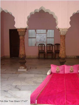 Kairi Marg - Gulab Bed Cover