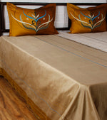 Paakhi Marg - Ivory Phirozi Bed Cover