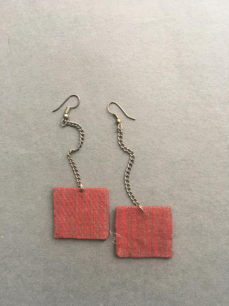 
                
                    Load image into Gallery viewer, Upcycled Earring FE19
                
            