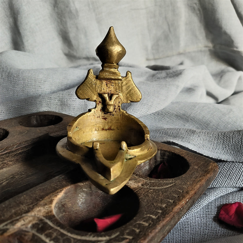 
                
                    Load image into Gallery viewer, Vintage Brass Lakshmi Lamp
                
            