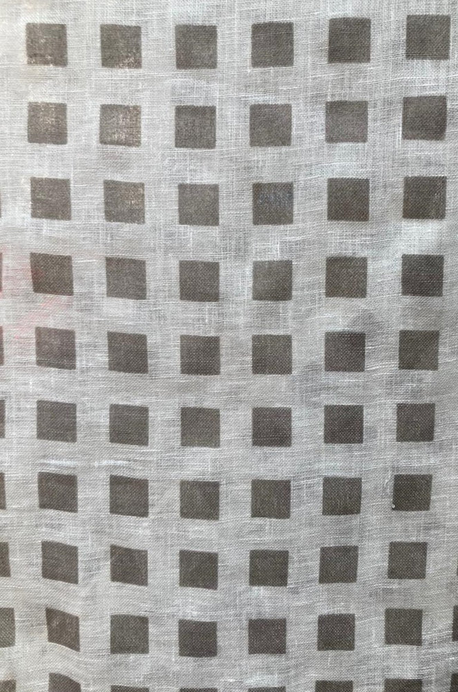 Box - Grey on White Linen