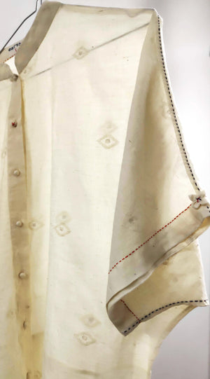 
                
                    Load image into Gallery viewer, Mumtaj Kimono Shirt in handwoven cotton muslin jamdani
                
            