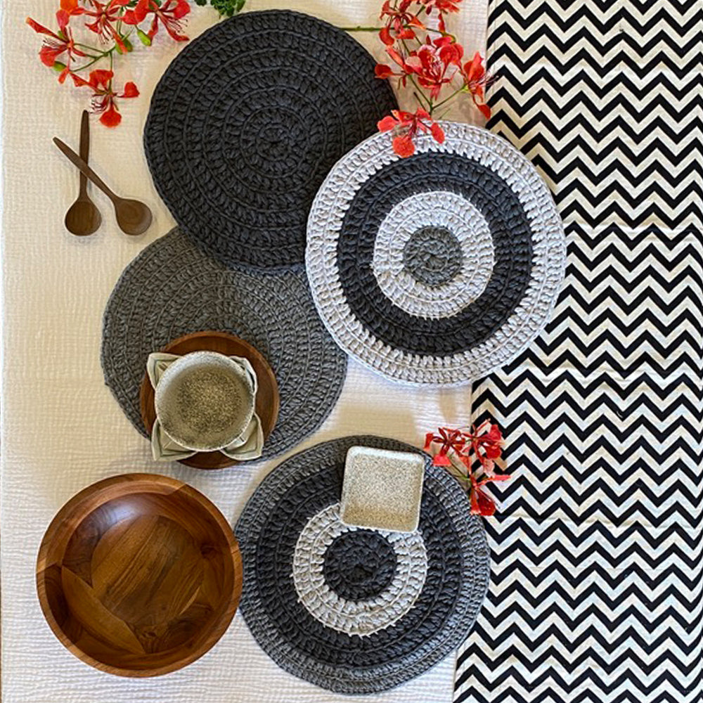 Round Placemats - Set of 4